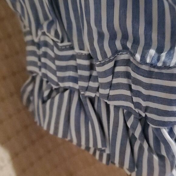 ATTITUDES RENEE SPLIT SLV FRONTBWOVEN TOP A375337 - Picture 4 of 10